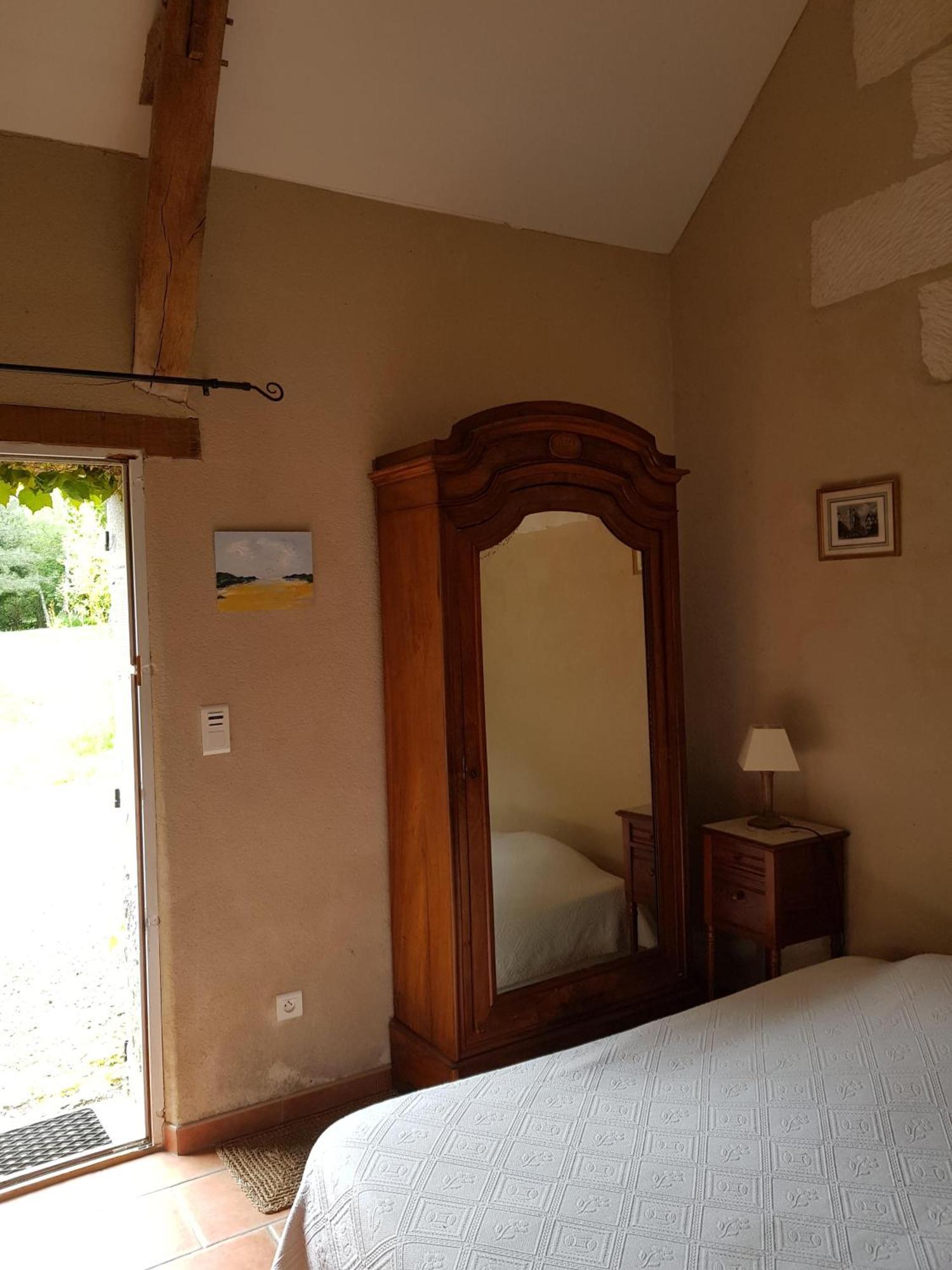 Les Roberderies Hotel Broc Bilik gambar