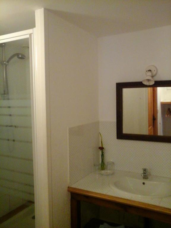 Les Roberderies Hotel Broc Luaran gambar